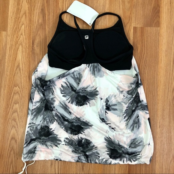Fabletics Workout Tank Top. - Picture 3 of 7